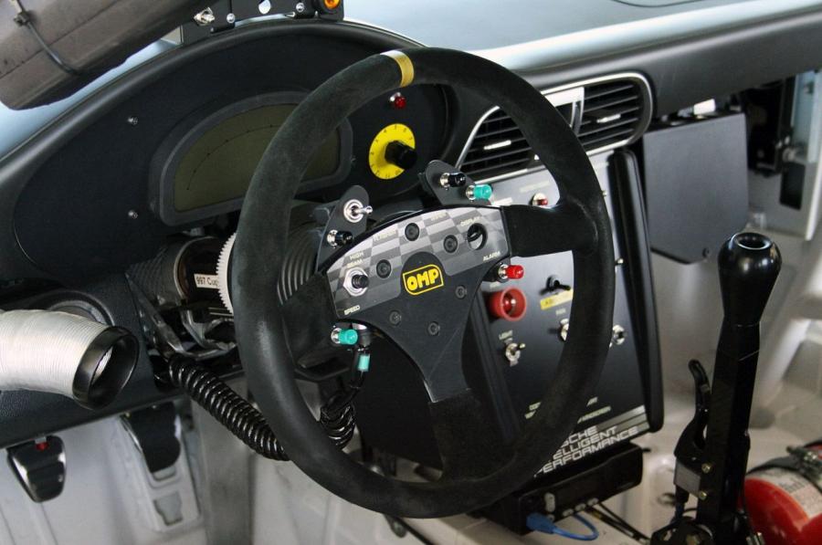  Porsche 911 GT3 Cup 2011 года  (фото 21 из 69)